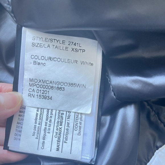 CANADA GOOSE Women's HyBridge® Base Down Jacket Matte Finish- SIZE XS - Picture 6 of 11